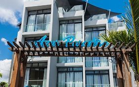Azur Paradise Hotel & Rooftop Bar
